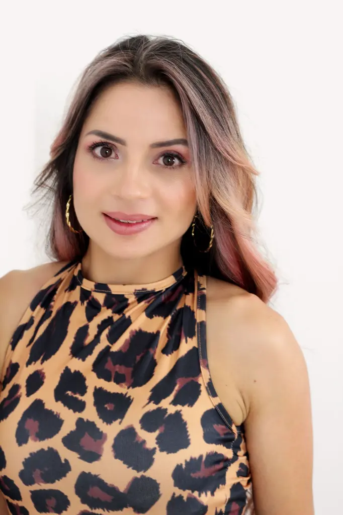 Diana Bonilla Book 2025 (6).webp