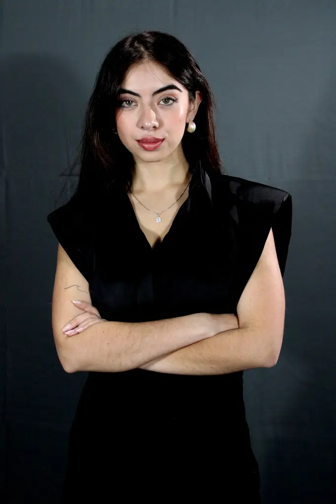 NATALIA VELASQUEZ BOOK CASTING (19).webp